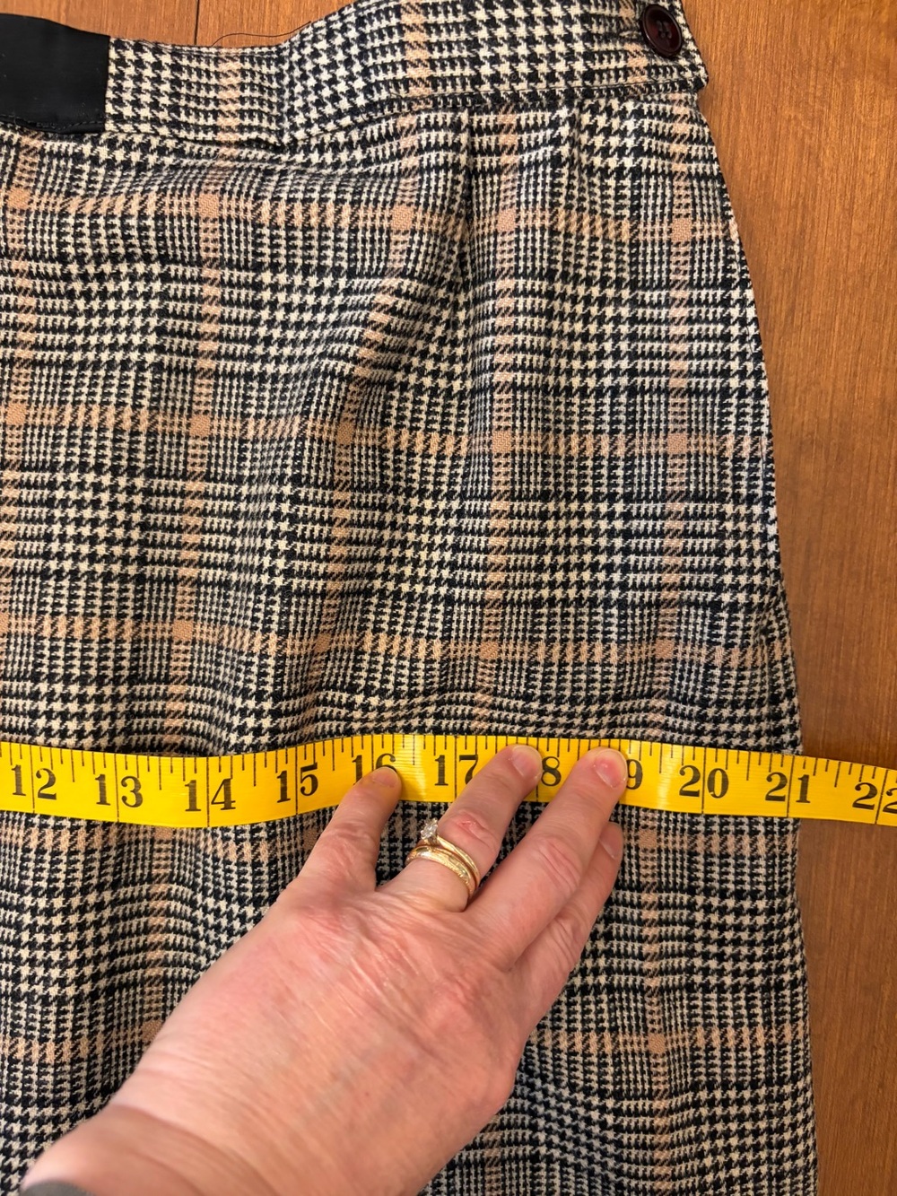 Vintage Pendleton Beige/Black Glen Plaid Pencil Skirt 100% Pure Virgin Wool - Picture 13 of 13
